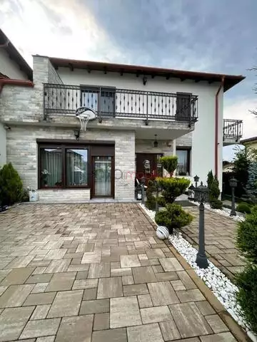 Casa 5 camere de  vanzare in Cluj-Napoca, Borhanci 