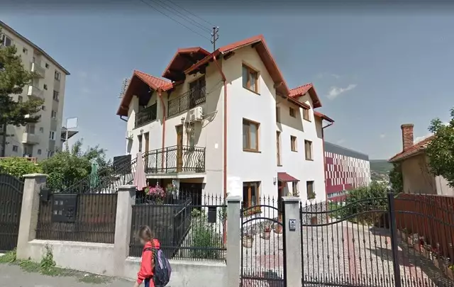 Apartament in casa 3 cam si dependinte in Cluj Napoca, str. Gruia, jud. Cluj