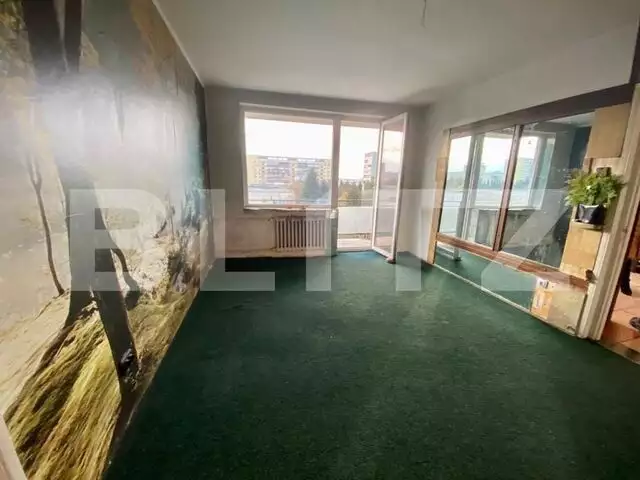 Apartament de 2 camere, 48 mp, etaj intermediar, zona Unirii