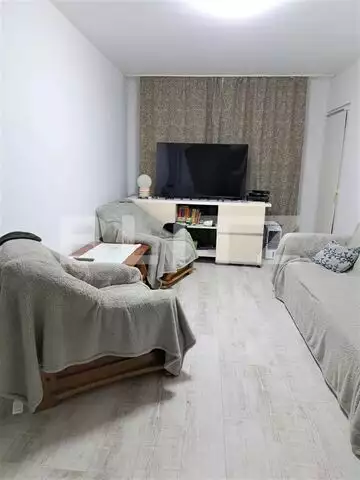 Apartament 3 camere, 65 mp, decomandat, la cheie, Gilau