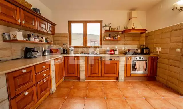 Exclusivitate!Casa individuala,5 camere, 236mp,teren 400mp