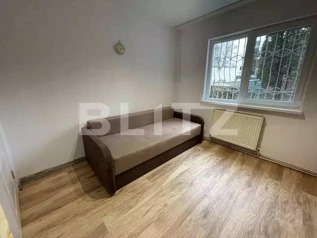 Apartament 2 camere, decomandat, zona strazi Parang 