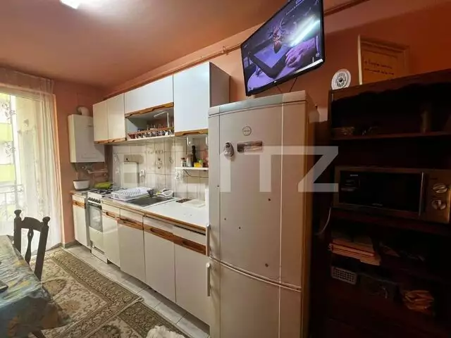 Apartament cu o camera, decomandat, 33mp, gradina amenajata!