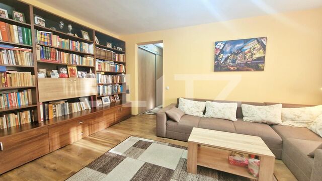 V - PropertyBook