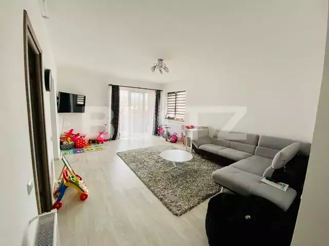Apartament 3 camere, 78mp, gradina, zona Sesul de Sus