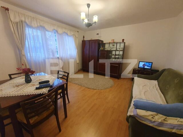 Apartament cu 4 camere decomandat, 76mp, cu balcon, zona Bucium