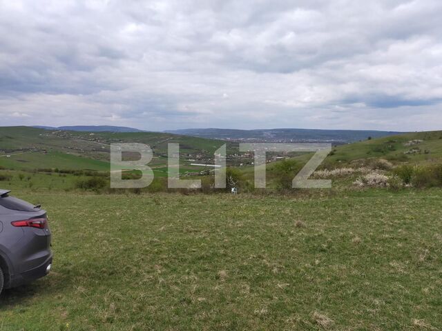 Teren intravilan, 5800 mp,  zona Colina - Sf Ion