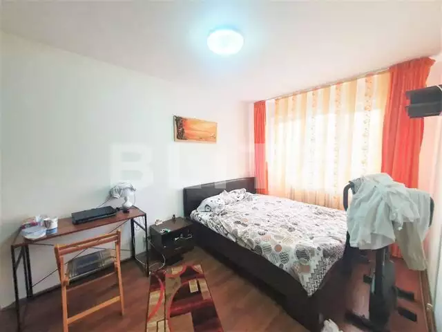 Apartament spatios cu 3 camere, decomandat, 65 mp, zona Big - PropertyBook