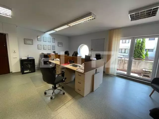 Spatiu de birou, 75 mp, 2 parcări, balcon, zona Buna Ziua