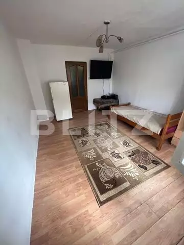 GarsonierÄ, 21 mp, etaj intermediar, Expo Transilvania