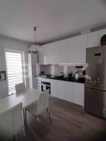 Apartament cu 3 camere, 57 mp, zona semicentrala