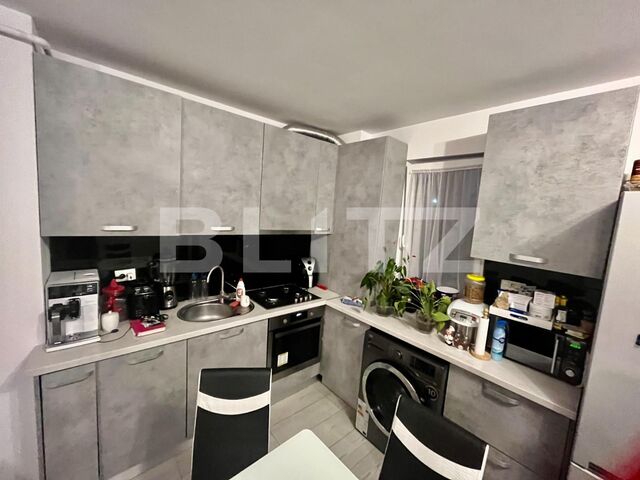 Apartament 2 camere, 54 mp, parcare, etaj intermediar, zona Teilor