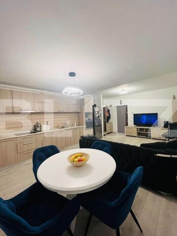 Apartament de 3 camere, 75 mp, parcare inclusa, zona Cetatii