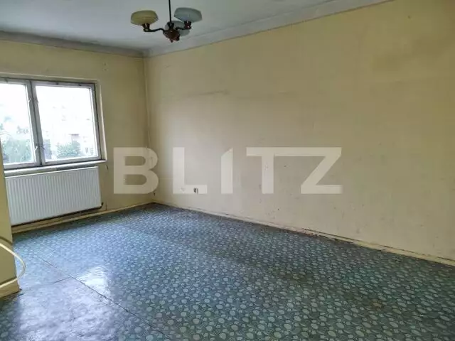 Oportunitate! Apartamnet 2 camere, decomandate, 49mp, balcon, etaj intermediar, zona BIG, Manastur 