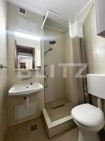Apartament de 4 camere, 80 mp, intermediar, Plopilor