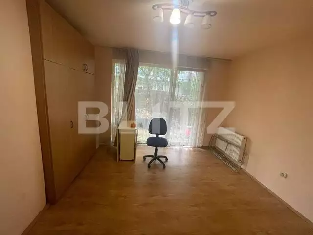 Apartament cu o camera, 33mp, cu gradina, zona Eroilor