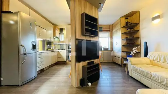 Apartament 3 camere, 61 mp, 2 parcari, zona Eroilor 