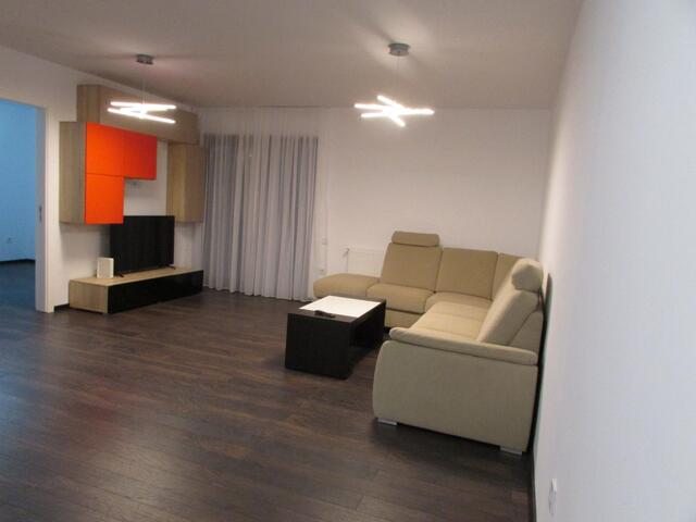 Apartament 4 camere, LUX, 130 mp, parcare, terasa, zona Piata Hermes