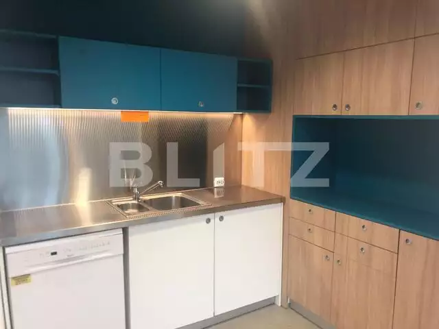 Office top class, 600 m2