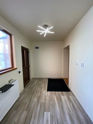 Casa recent renovata, 3 locuri parcare, zona Auchan Iris