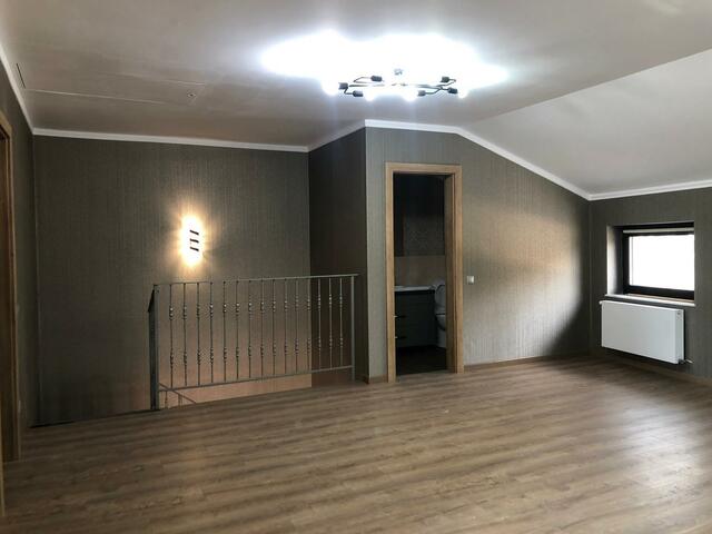 Casa pretabila pentru o firma, totul nou, zona The Office