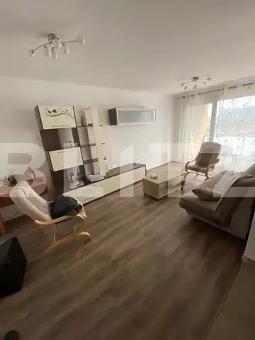 Apartament de inchiriat cu 2 camere, 57 mp, tersa,  parcare subterana, zona Grand Hotel Italia