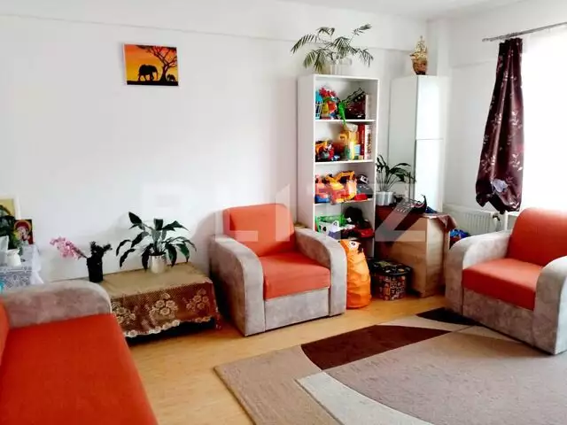 Apartament 2 camere decomandate, 53 mp, mobilat, zona Vivo