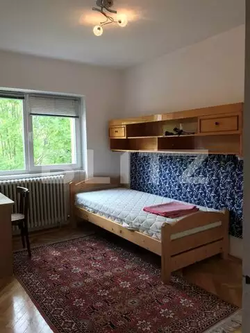 Apartament 3 camere, 70 mp, balcon, zona UMF