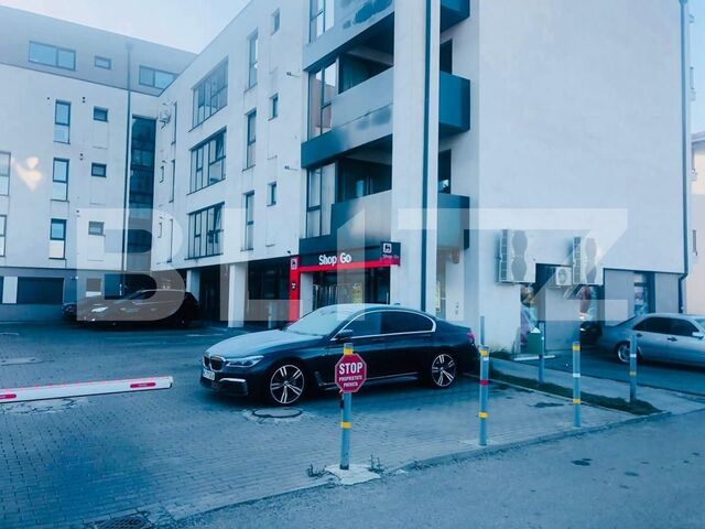 Spatiu comercial, 104 mp, vitrina la strada, zona Borhanci