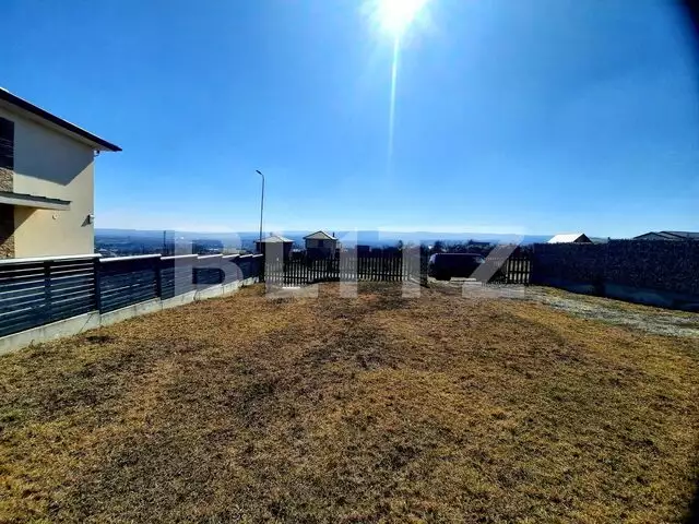 Teren intravilan de 522 mp, cu PUZ aprobat, Dambul Rotund