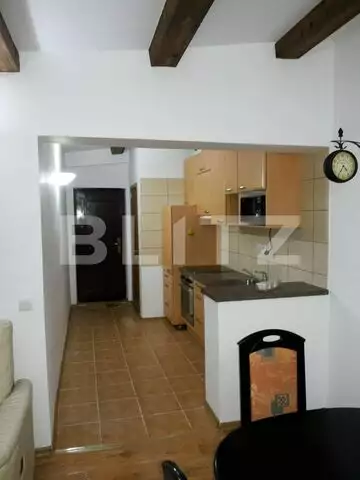 Apartament 3 camere, decomandat, 70 mp, cartier Bună Ziua