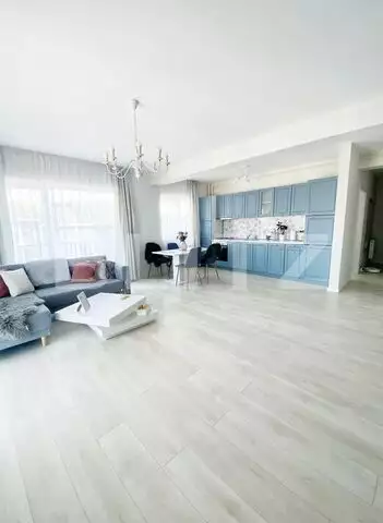 Apartament modern, 60 mp, 2 camere, garaj, zona VIVO