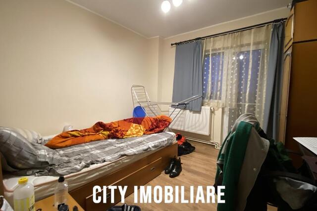 Apartament 3 camere, S 66 mp + 2 balcoane, decomandat, Aurel Vlaicu