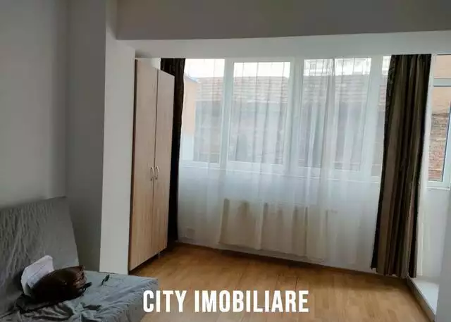 Apartament 2 camere, decomandat, mobilat, zona Piata Marasti