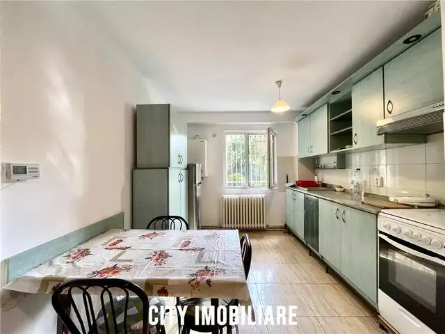 Apartament 3 camere, decomandat, mobilat, Manastur