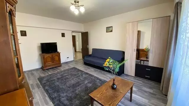 Apartament cu o camera de vanzare in zona Pietei Cipariu