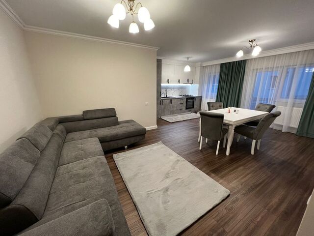 Apartament nou cu 2 camere + gradina de vanzare in Floresti