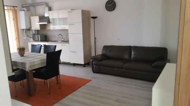 Apartament 2 camere finisate + Garaj Subteran, in bloc nou
