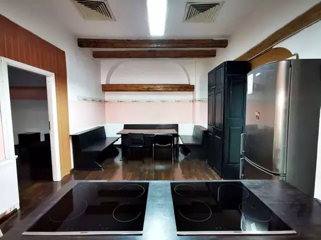 Casa 4 camere in zona centrala, pentru muncitori