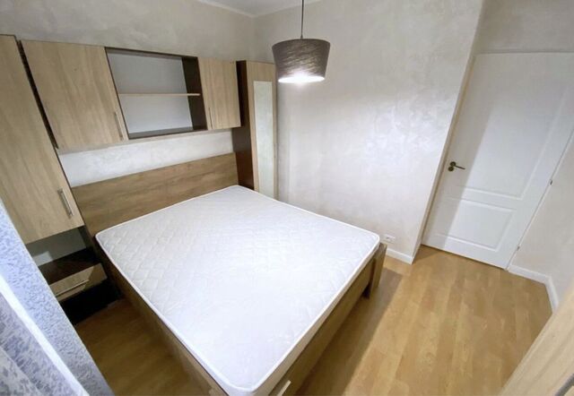 Apartament 2 camere decomandat, etaj 3, str Barsei Marasti