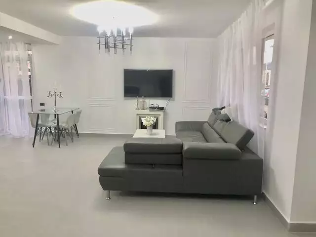 Duplex 3 camere 2 bai finisat mobilat zona Terra Floresti