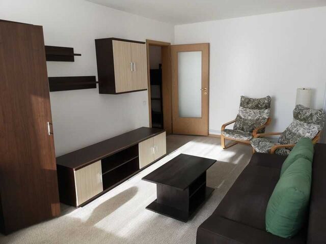 Apartament spatios, 2 camere decomandate, zona centrala, P-ta Cipariu