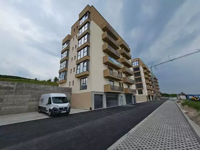 Exclusiv! 0% comision Imobil nou 2 si 3 camere finisate Sesul de Sus