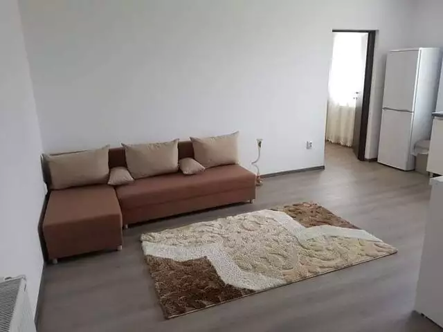 Apartament 2 camera ultrafinisat mobilat 43 mp in zona Vivo