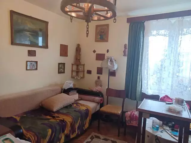 Apartament 2 camere de vanzare in Gheorgheni, etaj 3, orientare Sud