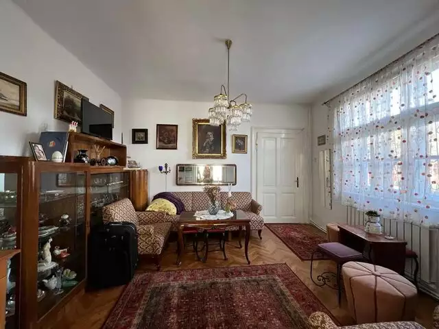 Casa individuala D+P+pod, in cartierul Gruia, zona 7 strazi