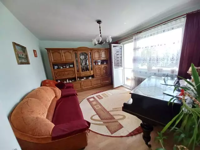 4 camere, decomandat, 2 bai, langa BIG