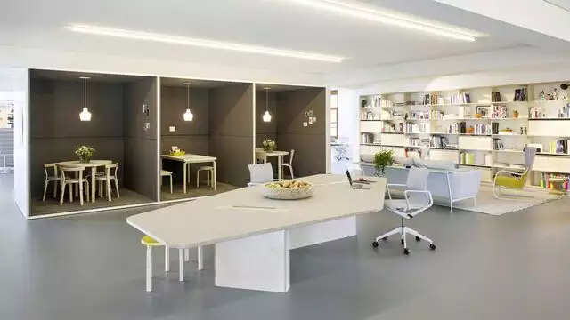 Spatiu pentru birouri, 2 camere, parcare, zona Mihai Viteazu