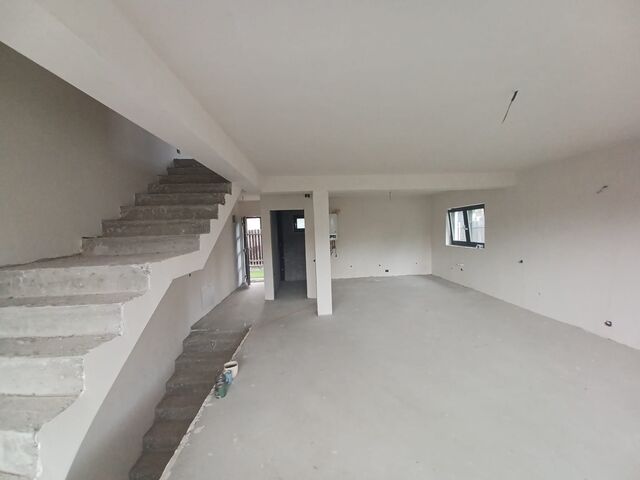 Apartament in vila, 170 mp, gradina, inceput de Borhanci