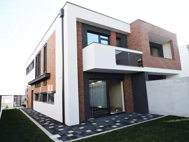 Casa noua ultramoderna de tip duplex in Europa